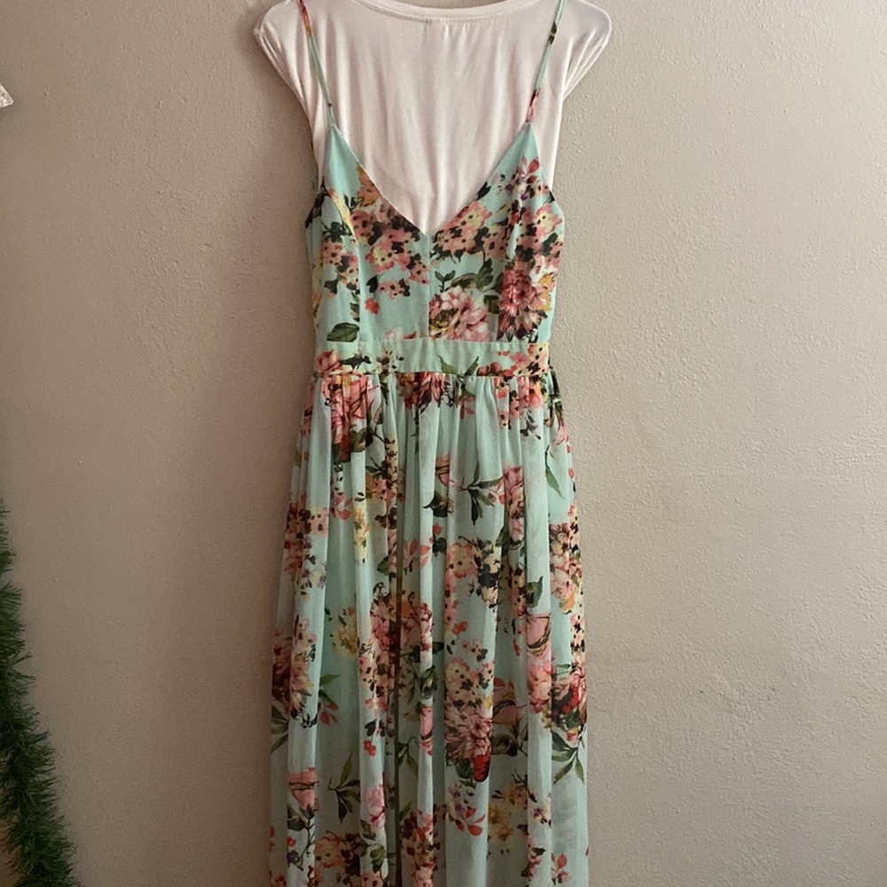 Low back maxi dress. Size large
